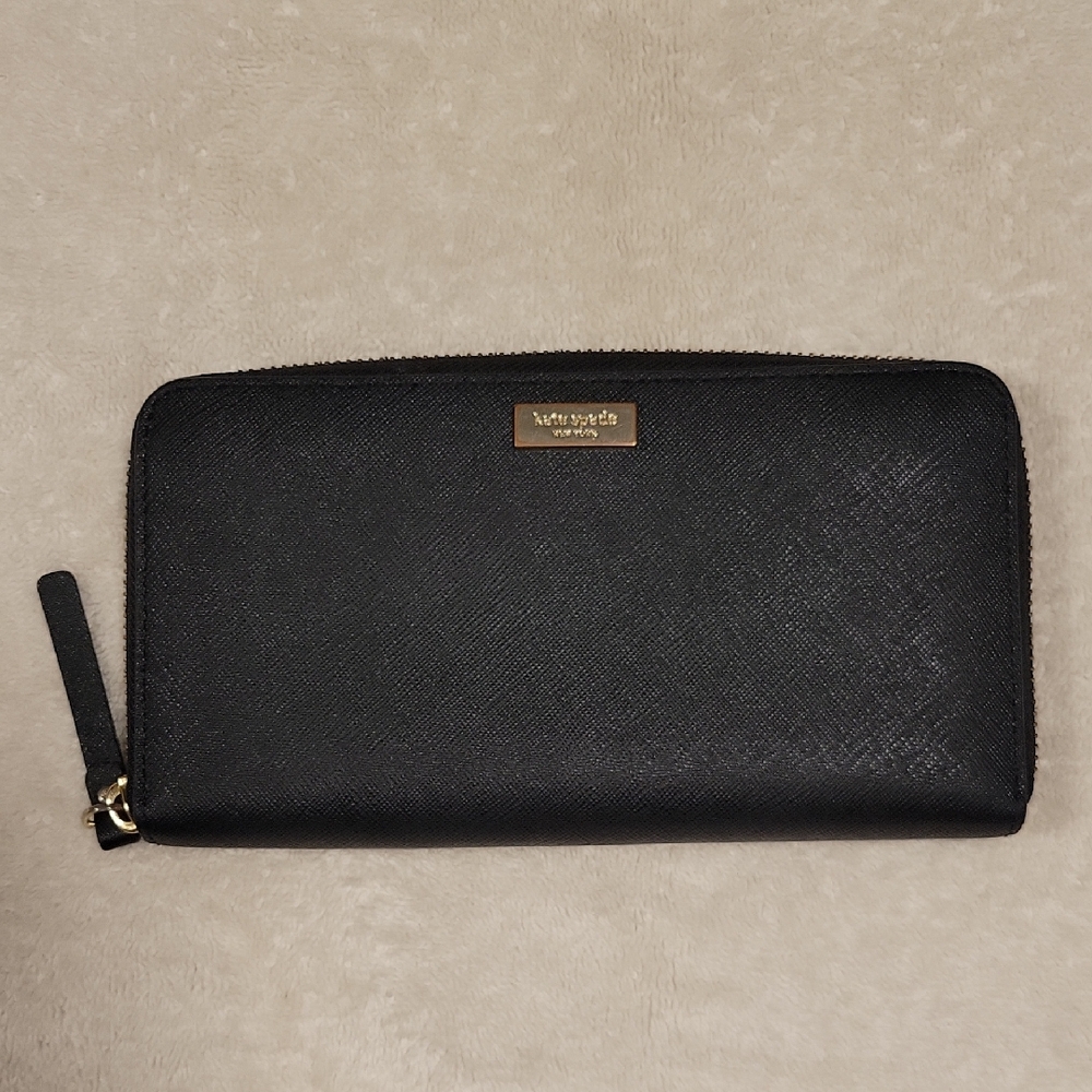 Kate Spade Laurel Way Neda Saffiano Leather Black Zip-Around Wallet